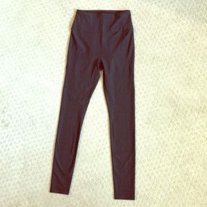 Outdoor Voices Hi-Rise Warmup Leggins in Charcoal